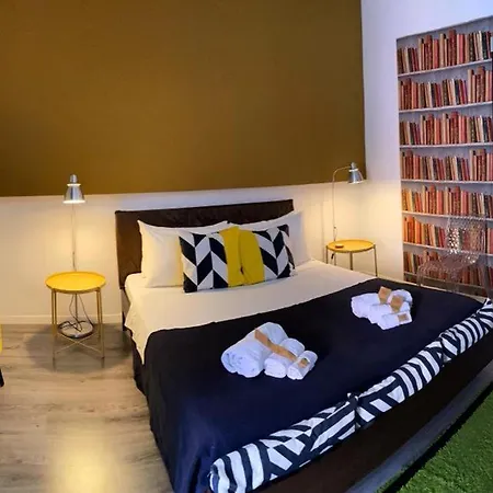 Bed & Breakfast Minihomecatania 3*