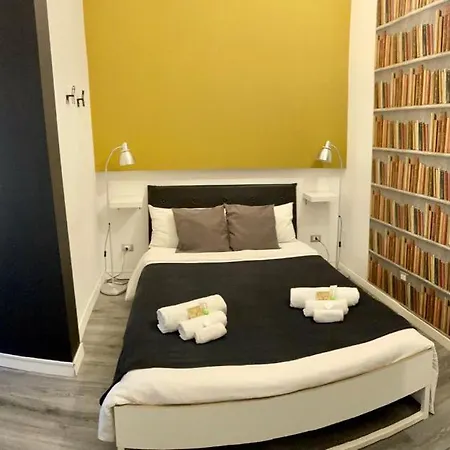 Bed & Breakfast Minihomecatania 3*